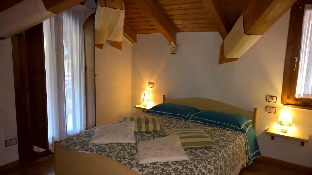 ホテル Albergo Alla Posta B&B ロアーナ イタリア